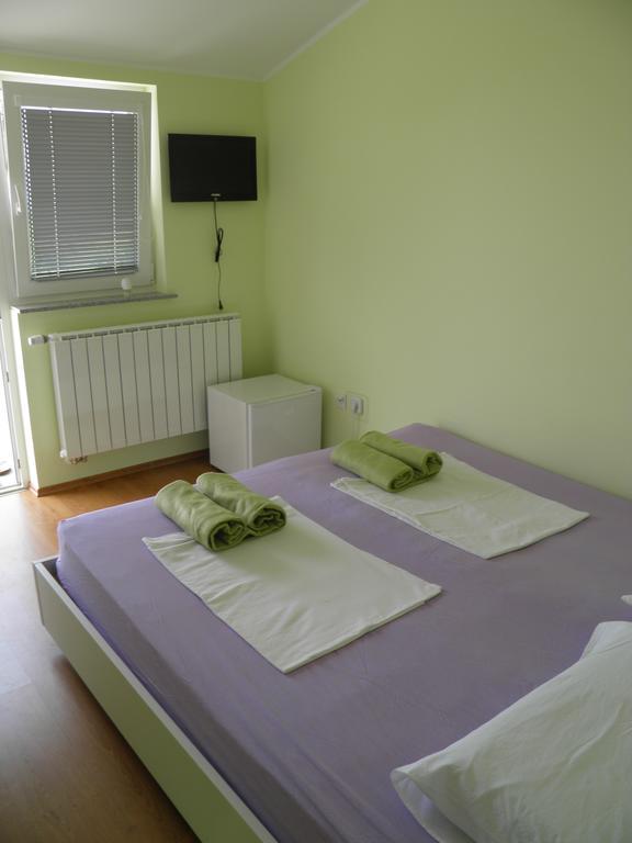 Guesthouse Prenocisca Sirec Πτούι Δωμάτιο φωτογραφία