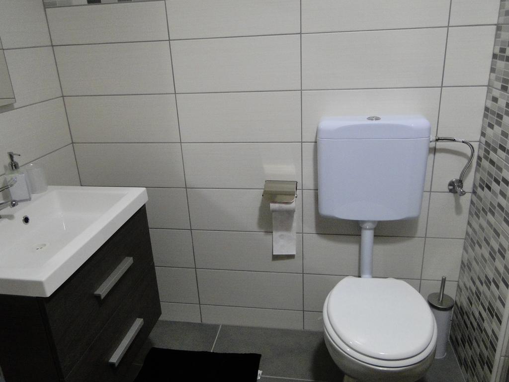 Guesthouse Prenocisca Sirec Πτούι Εξωτερικό φωτογραφία